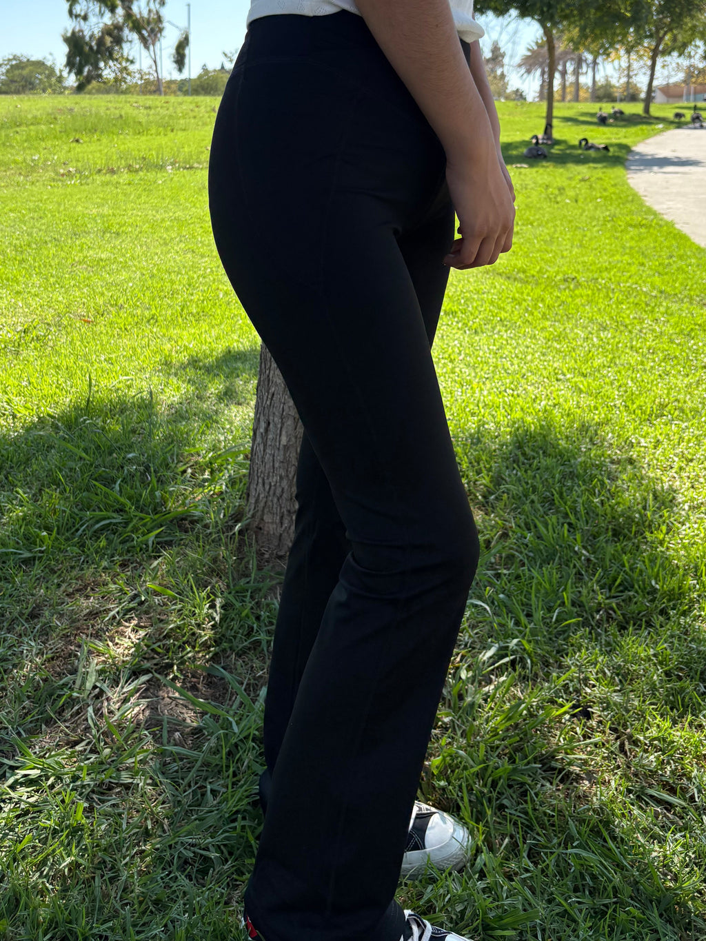 V-Waist Flare Leggings